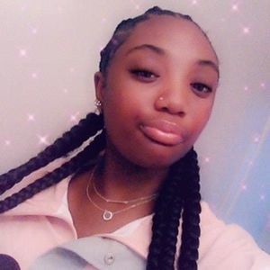 Meet your Posher, Sharice